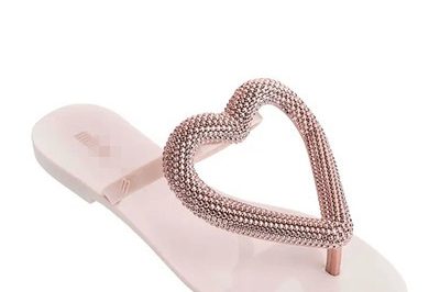 35 big love women flip flops (1)