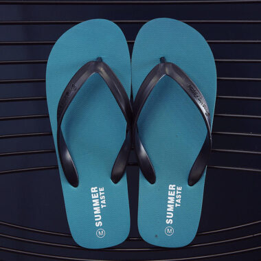 Wholesale new summer non-slip men’s flip flops with durable sole
