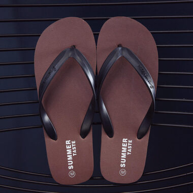 Wholesale new summer non-slip men’s flip flops with durable sole