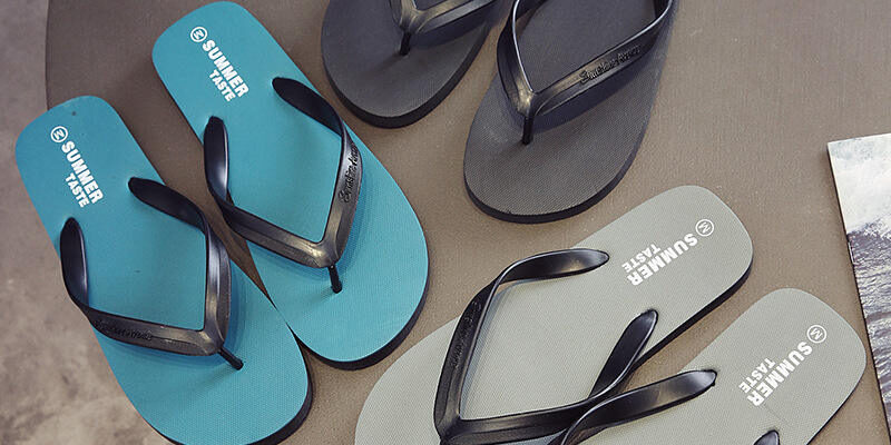 Wholesale new summer non-slip men’s flip flops with durable sole