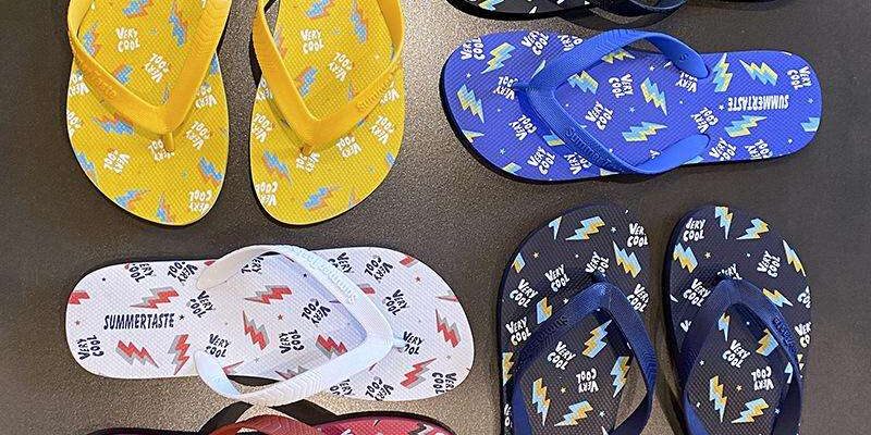 Hot sale summer casual men’s flip flops with stylish straps