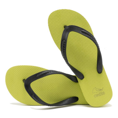 Custom lightweight summer beach flip flops for men and women