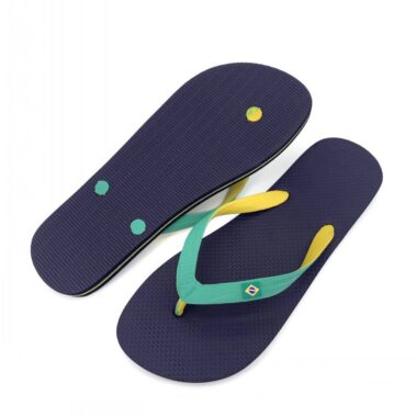 Wholesale custom casual unisex flip flops in various colors and designs