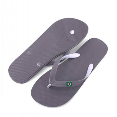 Wholesale custom casual unisex flip flops in various colors and designs
