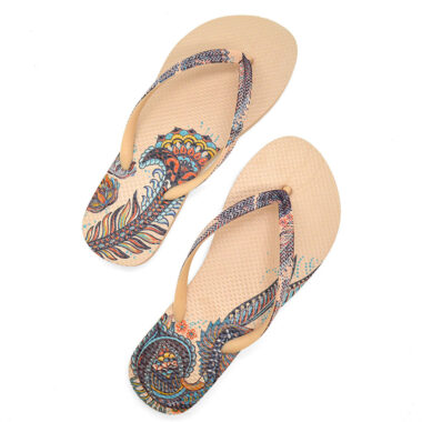 Wholesale personalized printed women’s flip flops with colorful patterns