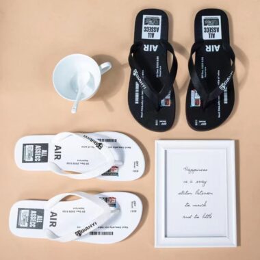 Custom men’s PVC non-slip flip flops for beach and casual wear