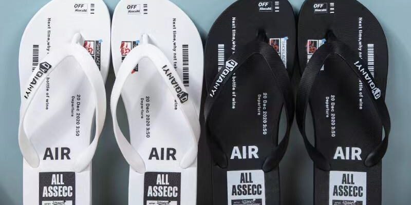 Custom men’s PVC non-slip flip flops for beach and casual wear