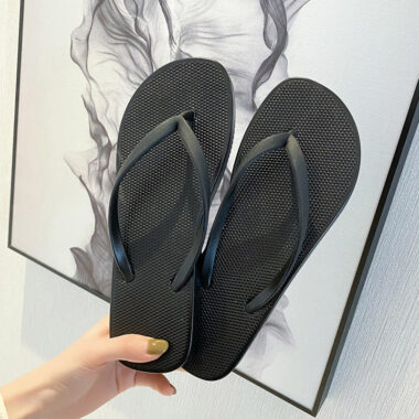 Custom outdoor men and women flip flops for wholesale and bulk orders