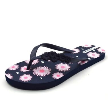 Custom new design women’s flip flops with stylish straps and sole