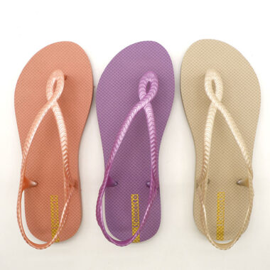 Best-selling women’s non-slip flip flops with stylish design