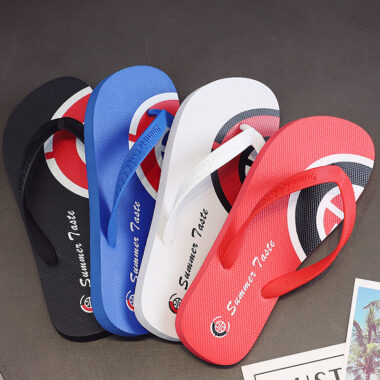 Summer new style soft sole non-slip men’s flip flops in casual setting