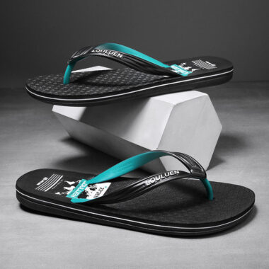 Summer flat unisex flip flops with stylish design and durable sole